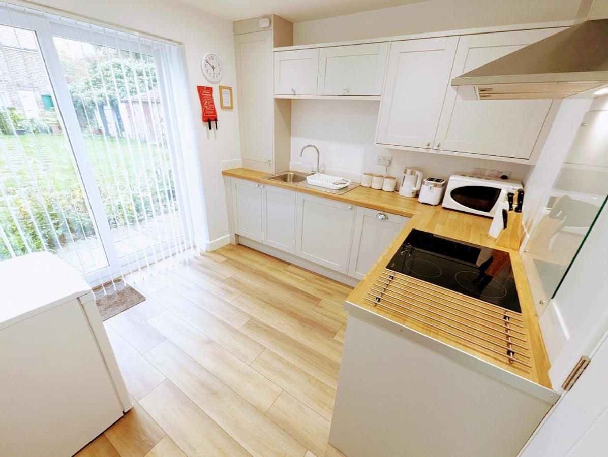 Blossom Holiday Lets - 94 Roseberry Cottages Guisborough Ngoại thất bức ảnh